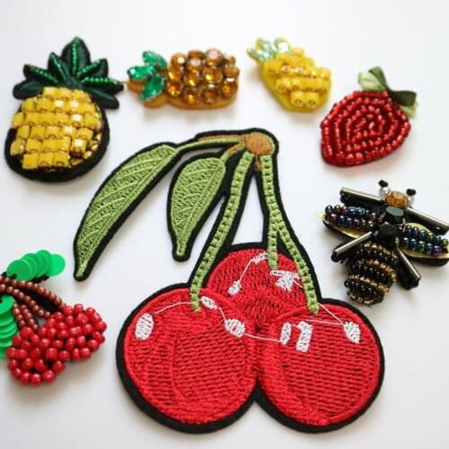 1pc 3D Handmade beaded bee Patches for clothing DIY sew on sequin rhinestone parches Beaded applique parches bordados para
