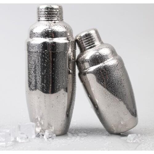 Cocktail Shaker, Martini Shaker,18/8 grade Stainless Steel Martini Mixer Built-in Strainer, Bartender Kit