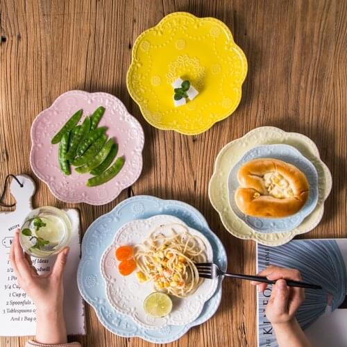 European Ceramic Kitchen Tableware Creative Embossed Steak Plate Household Afternoon Tea Cake Dessert Dish Wedding Snack Tray