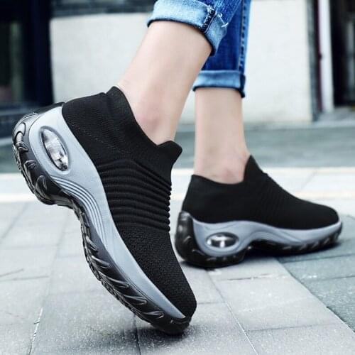 New 2020 Summer Women Sneakers Fashion Breathable Mesh Casual Shoes Platform Sneakers For Women Black Sock Sneakers