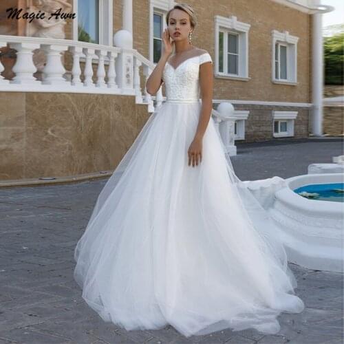 Magic Awn Elegant White Wedding Dresses Lace Appliques Illusion Short Sleeves Boho Wedding Party Dress Lace Up Back Vestidos