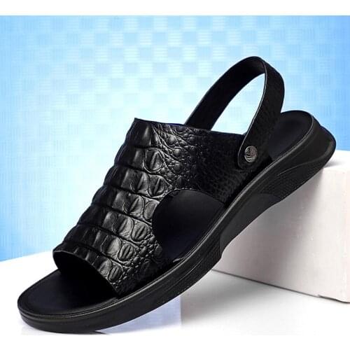 Luxury Mens Sandals Genuine leather Male Flats Shoes Slip On Slippers Comfortable Travel Beach Slippers 2021Summer Casual Slide