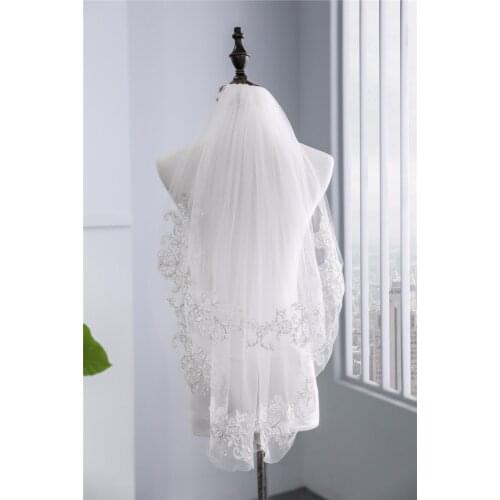 Wedding Veil With Pearls Beading Bridal Veil Lace Appliques Silver Thread 2 Tier For Bridal Veils Wedding Accessories