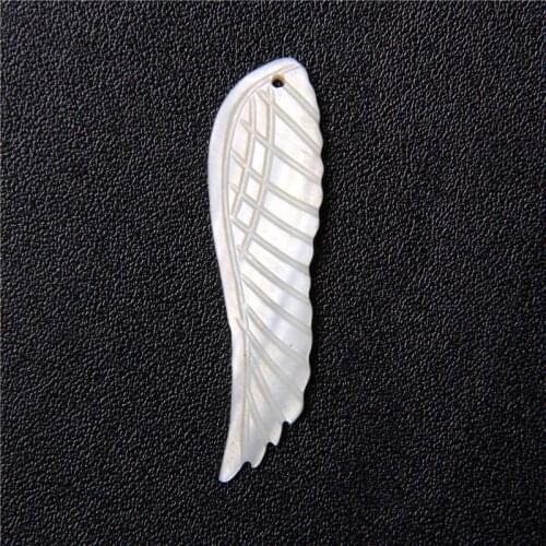 White Wing Charms Natural Shell Mother of Pearl Bead Shell Carved Wings Pendant Accessories for Jewelry Making Necklace DIY