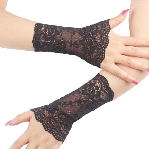 Summer Lace Gloves Women Half Finger Fishnet Sunscreen Glove Figerless Short Gloves For Driving Arm Sleeves Thin Gloves Party
