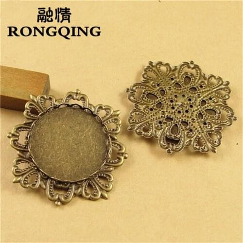 RONGQING 25mm 20pcs/lot Crown Retro Tray DIY Accessories Wholesale Craft