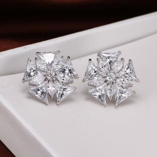 DE073 Fashion Street Snap Delicacy Elegant Geometry Flower Zircon Earring Gift Party Banquet WOMENS Jewelry Earrings