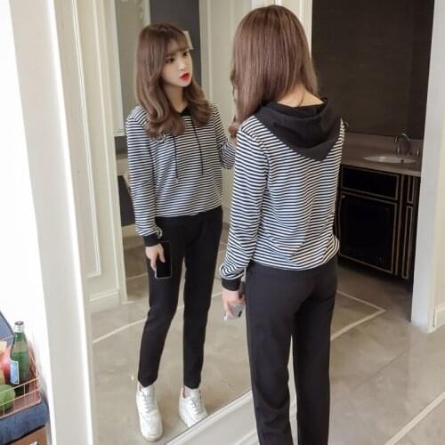 Set female 2018 autumn temperament casual strip hooded clothes + feet pants fashion two-piece elegant wild womens clothing