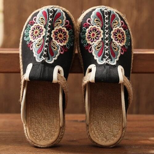 Women Slippers Summer 2021 New Slides Embroider Flat With Women Shoes Retro Flower Handmade Concise Ladies Slippers