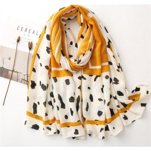 2021 Sunscreen 180X90CM silk Scarves lady winter Cotton and Linen Scarf Korean version Print Beach towel popular seaside Shawls