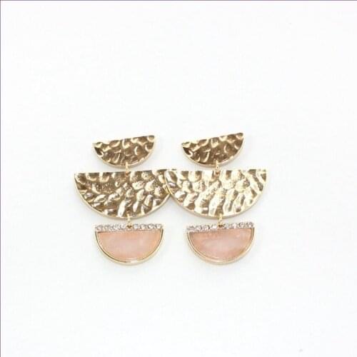 Popular Light Yellow Gold Color Alloy Layer Half Moon Rose Pink Quartz Stud Earrings Lapis Lazuli Jewelry