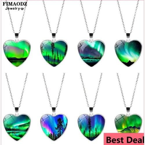 FIMAODZ Green Northern Lights Necklace Aurora Borealis Scenery Picture Glass Crystal Pendant Handmade Chain Jewelry Souvenirs