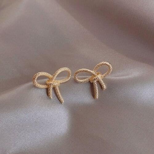 Bow Earrings Classic Earrings for Woman Korean Fashion Jewelry Luxury Party Girls Unusual Earrings Elegant Lady Earrings