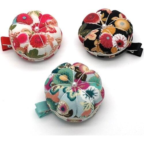 1PC Creative Pumpkin Pin Insert Bag Pins Cushion Portable Sewing Pincushion With Clip Home DIY Pin Cushion Tools Accessories