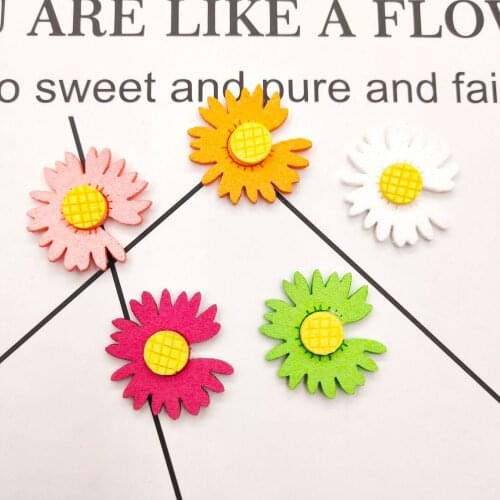 30pcs/lot 2.3cm sweet Little Daisy Patches Applique Crafts for Children Headwear Hair clip Accessorie and Garment