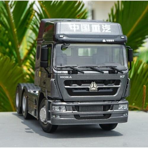 Original factory 1:24 Diecast Sinotruk Hoka H7 semi-trailer tractor truck model for collection