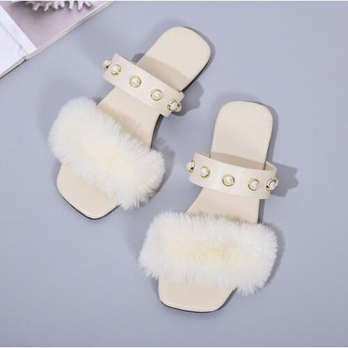 Outer wear beach sandals and slippers women 2021 summer new style flat-bottomed hairy pearl simple one-word drag size 43 slides