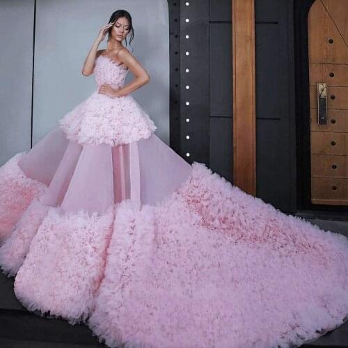 In Fashion Strapless Pink Ball Gown Prom Dress 2022 Backless Heavy Pleats Royal Train Dubai Bridal Evening Party Gown Plus Size
