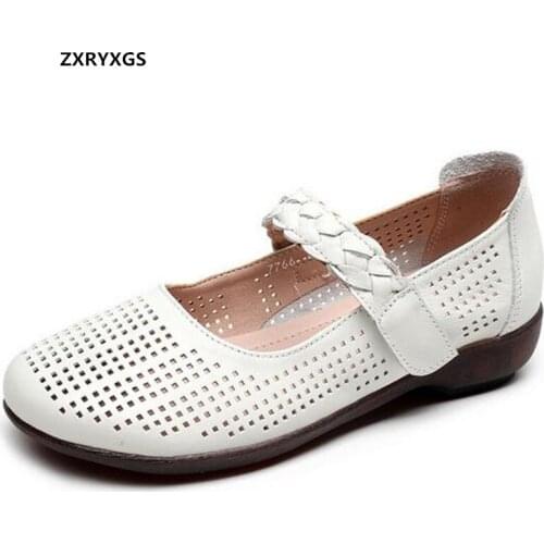 Breathable Hollow Summer Autumn Flat Shoes Women Sandals Genuine Leather Shoes Soft Comfortable Mother Casual Shoes Large Size