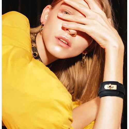 2021 New Color Multi-Layer Wide Charm Leather Bracelet for Womens Punk Casual Party Jewelry Accessories Birthday Christmas Gif