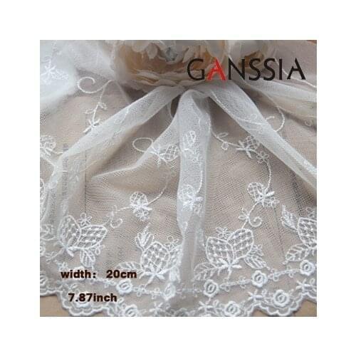 1Yard Width:20cm Exquisite Strawberry Bouquet Embroidery Lace Dress Collar and Cuff Decoration DIY Sewing Accessories(ss-1054)