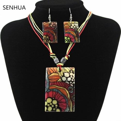 Hot Sale Womens Painted flower pattern Necklace Earrings Natural Shell Jewelry Set Square Shell Jewellry for Lady Gift TZ66
