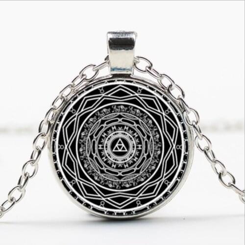 2018 New Pagan wheel necklace, pagan pendant Pagan glass dome necklace for women