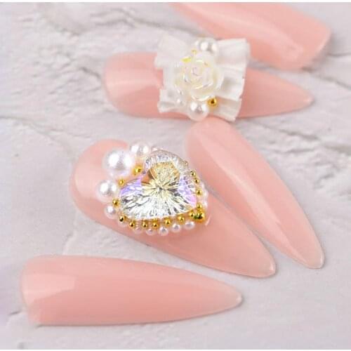 Nail Sequins Heart-shape Design Decorative Manicure Accessories Fingernail Tips Decoration Decal for Party Rhinestones Decor