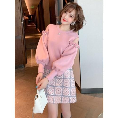 Fashionable personalized mesh stitching bead Lantern Sleeve round neck top for women 2021 Spring new