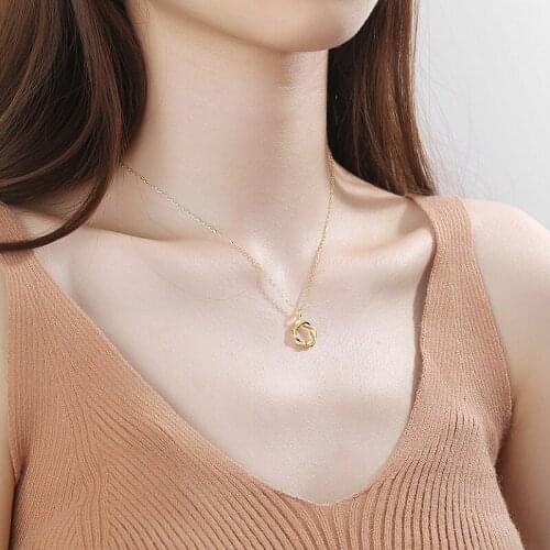 925 Korean version of the new sterling silver Mobius ring necklace fashion simple ins wind irregular net red necklace female