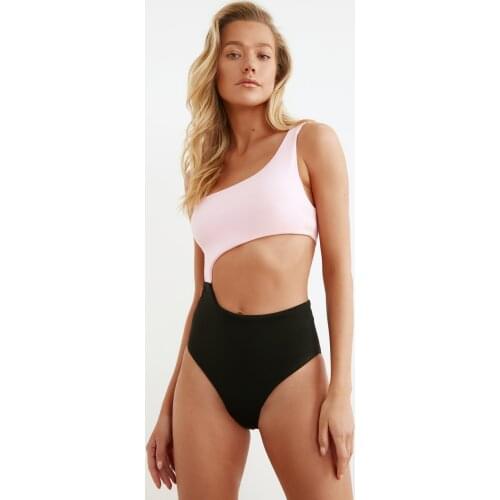 HAFSA Swimwear
