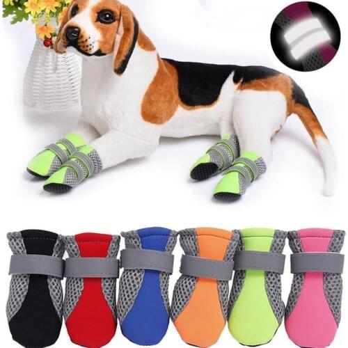 4Pcs/set Pet Dog Rain Shoes Dog Booties Rubber Portable Anti Slip Waterproof Dog Cat Rain Shoes Autumn and Winter S/M/L/XL