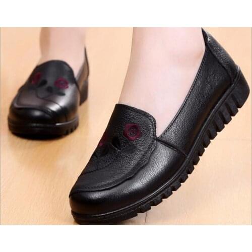 New women flats autumn Summer women embroidered genuine leather shoes slip on ballet bowtie black ballet flats woman shoes