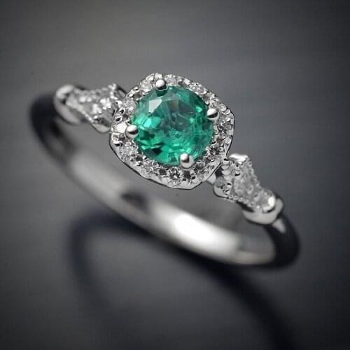 TRACYSWING Ring For Women Girls Luxury Style Four Claws Green Stone Cubic Zirconia Gifts Fashion Jewelry TWKCR057