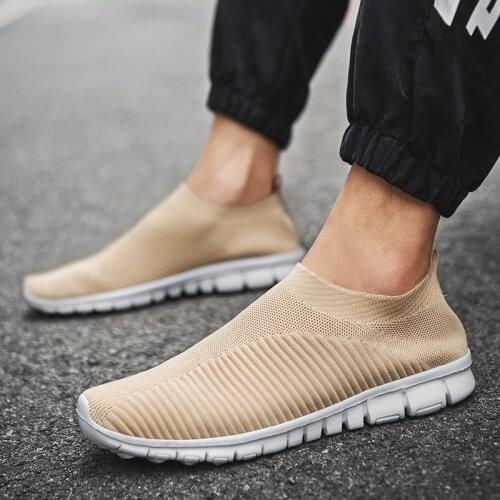 Big Size Summer Light Weight Sport Men Sports Shoes Man Running Shoes Men Sneakers Socks Women Beige Knitted Trainers 2021 B-874
