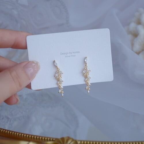 New Product 14k Gold Plated Fresh Style Micro Inlaid Zircon Leaf Design Sense Net Celebrity Modeling Temperament Female Earring