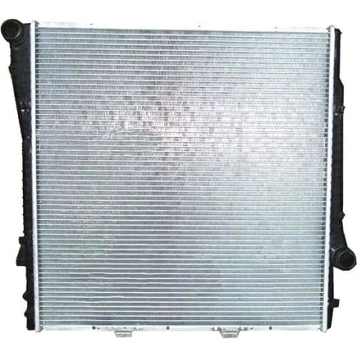 17101439101 Car cooler Suitable for X5b mw2004-2006 Condenser heat sink Cooling water tank Engine cooling water tank radiator