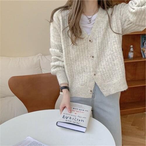 Womens knitted cardigan spring and autumn fresh Japanese V-neck blouse long-sleeved temperament casual sweater jacket women