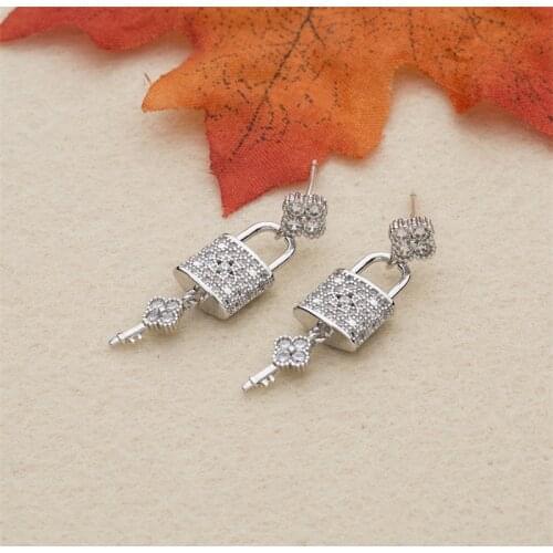 White Copper Cubic Zirconia Creative Exquisite Lock Key Drop Earrings Women Fashion Cute Girls Simple Elegant Woman Earrings