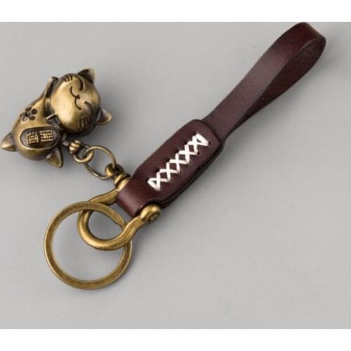 Lucky Cat Leather Rope Vintage Keychain Pendant Car Chain Men And Women Couple Simple Key Ring Gift Cute Lover Jewelry Lanyard