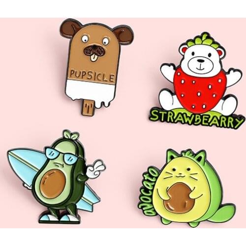 Cute cartoon bear brooch dripping oil all-match enamel avocado brooch, anti-glare buckle wholesale