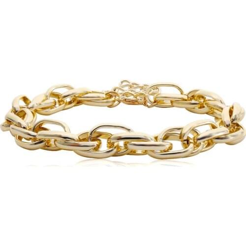 2021 Trendy Brief Round Twist Necklace Alloy Necklace Choker Necklace for Women Accessories Fashion Jewellery