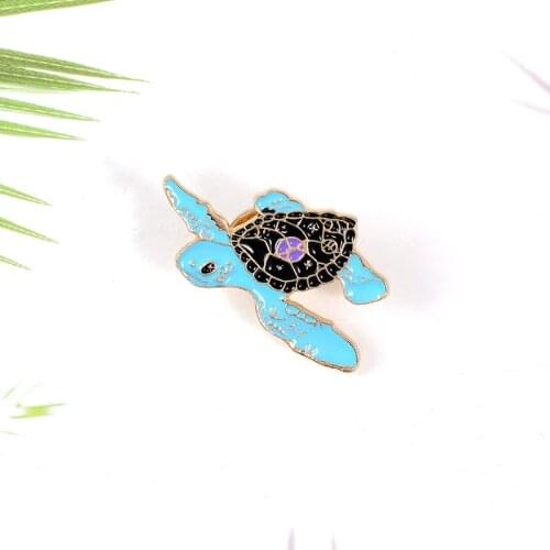 Novelty Enamel Pins Brooches Lapel Pin for Backpack Womens Tortoise Brooch Anime Badges on Clothes Fashion Jewelry Gift for Kid