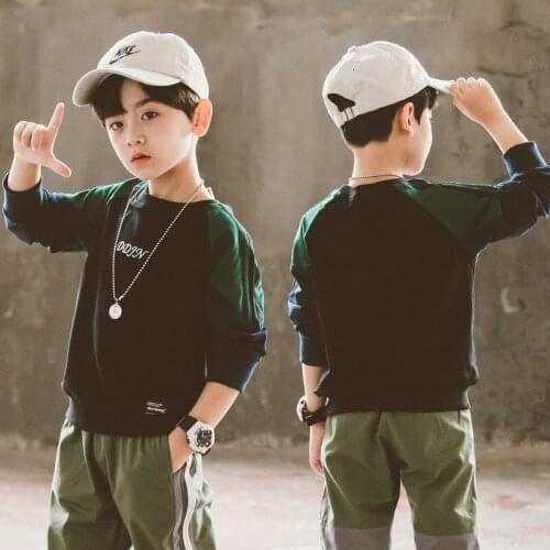 Childrens clothing boys long-sleeved T-shirts, big childrens sweaters, boys' tops, casual color-blocking bottoming shirts