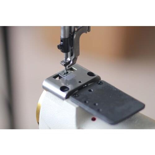 MADE IN Cowbow Smooth Needle Plate GA441 441 Cowbow 7441 CB4500, CB5500 205 Plane needle board