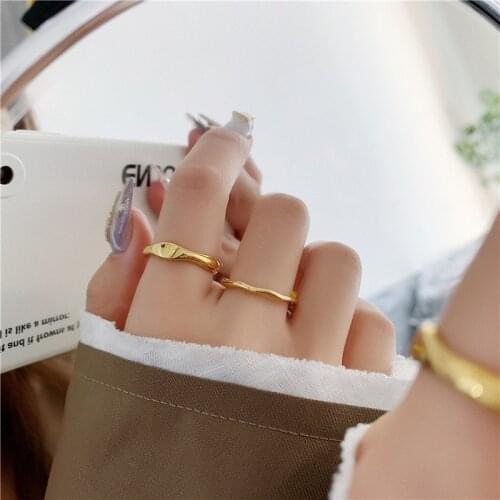 YUN RUO Geometric Curved Ring Female Ins Trend Fashion Retro Personality 316 Stainless Steel 18K Gold Simple Wave Ring Wholesale