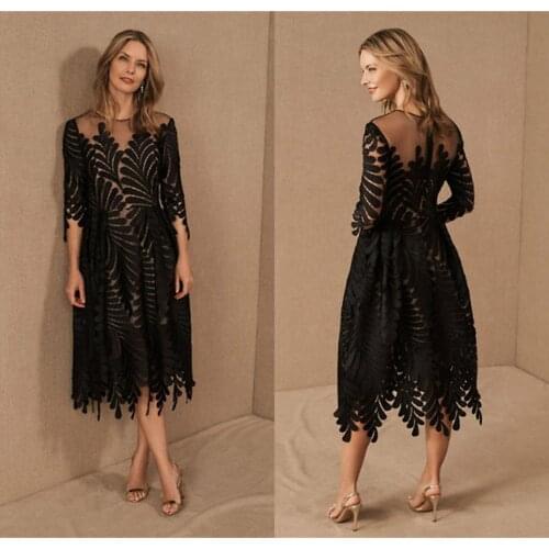 Black Mother Of The Bride Dresses Lace Appliques Jewel Neck Half Long Sleeves Wedding Guest Dress Tea Length Plus Size Prom Gown