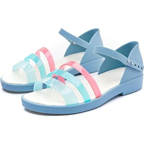 2021 Trend Summer Soft Flat Sandals Female Open Toe Buckles Womens Beach Shoes Mixed Candy Colors Jelly Sandals Women sandalias