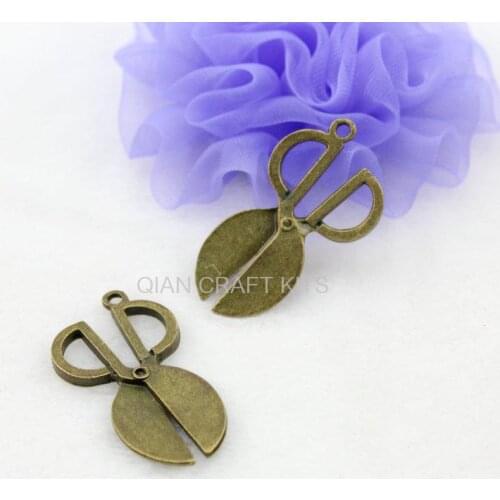50pcs 38*20mm scissor antique bronze zinc alloy pendants charms DIY for Jewelry fittings accessories AY0405