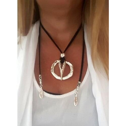 Choker, Vegan Choker, big heart pendant, vegan Choker, love, woman vegan